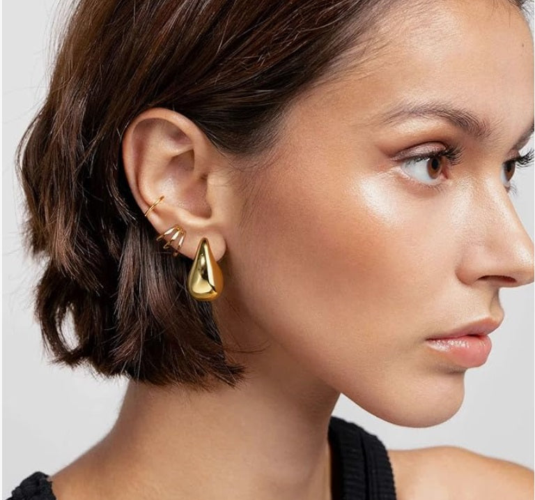 Embrace the Bold A Guide to Chunky Earrings