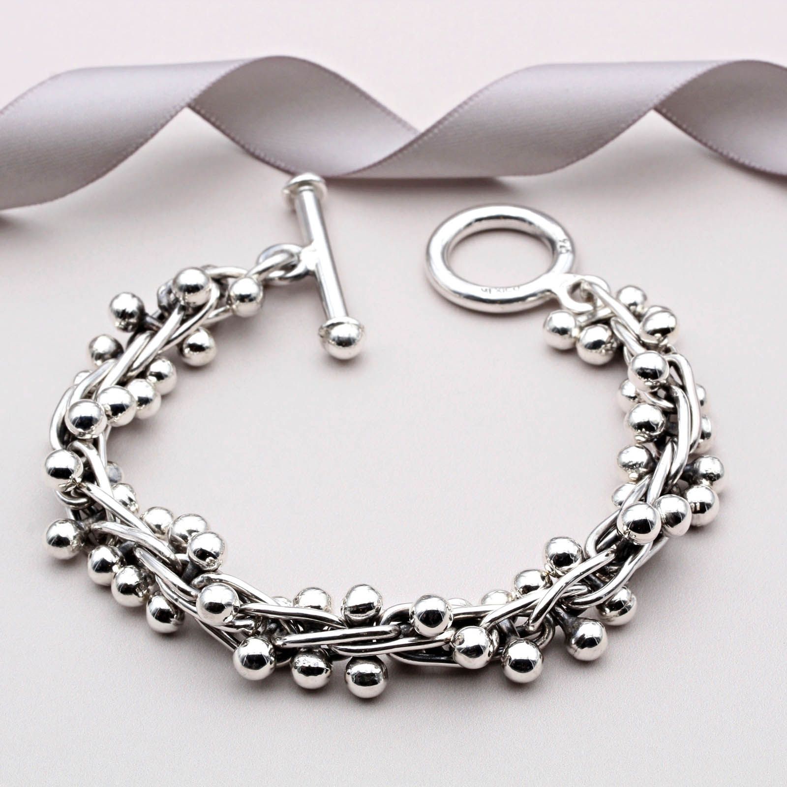 Chunky Silver Bracelets: Bold, Timeless, and Elegant