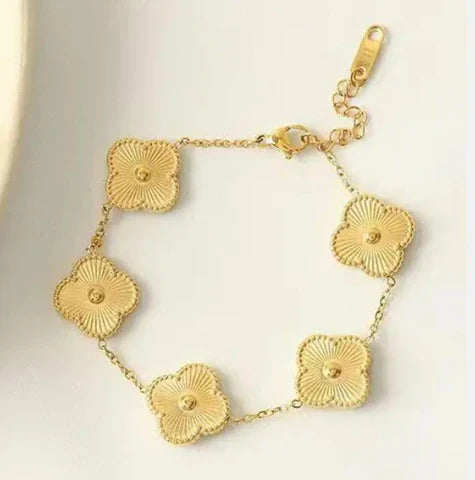 Clover Charm Bracelet: A Timeless Accessory for Luck and Elegance