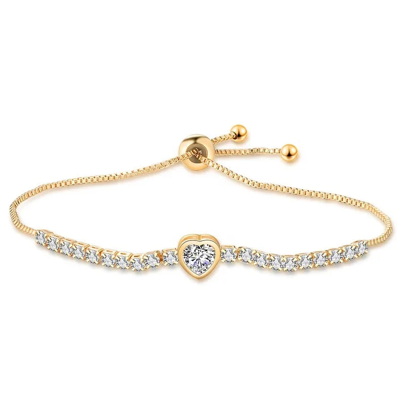 Clover Charm Bracelet: A Touch of Luck and Style