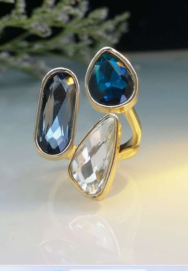 Statement Gemstone Decor Ring - Purrfect Bling