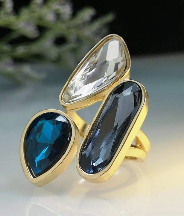 Statement Gemstone Decor Ring - Purrfect Bling